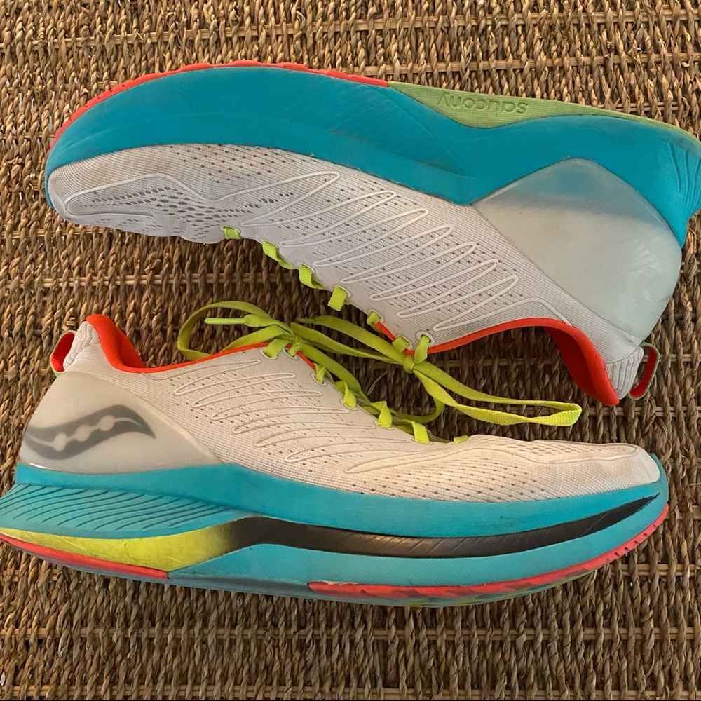 Saucony Endorphin Shift 11.5